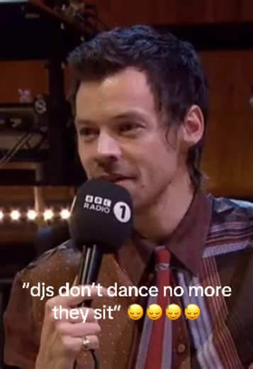 Harry Styles' Reimagined Lyrics at BBC Radio 1