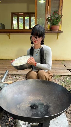 Amazing cooking rice fried with egg recipe #foodlover #crispy #cooking #tiktokfood #perfect