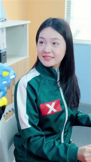 KDH Cosplay Snack Box Stacking Game! Who Will Win? 🔯♥️ #cindyannie #kpop #sq #squidgame