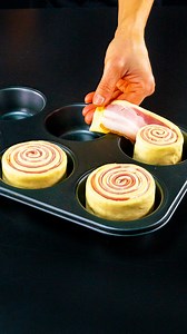 1M views · 4.1K reactions | Simpler than you imagine. The best appetizer recipe, made from puff pastry Ingredients: wine vinegar: 20 ml (0.7 fl oz) puff pastry: 300 g (11 oz) vegetable oil: 15 ml (0.5 fl oz) vinegar: 10 ml (0.3 fl oz) The filling: bacon: 100 g (3.5 oz) tomato paste: 70 g (2.5 oz) mozzarella: 150 g (5.3 oz) parsley: 15 g (0.5 oz) ketchup: 10 g (0.4 oz) The glaze: eggs: 1 pc | Appetizing.tv | Facebook