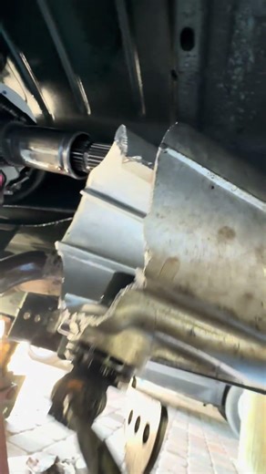 The drive shaft decided it wanted to go on auto pilot and blow the trans😭😭😭 #automatictransmissio