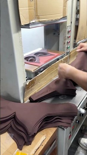 Amazing Bra Cup Mole Making Machine #bra #cupmole #molemaking #machine #sewing