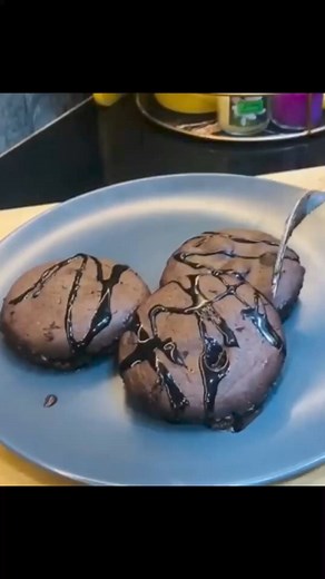 115K views · 1.3K reactions | No budget Chocolate mini cake #viralvideoシ #chocolatecake #baking #cakerecipes #cupcakes | Kitchen with Anaya | Facebook