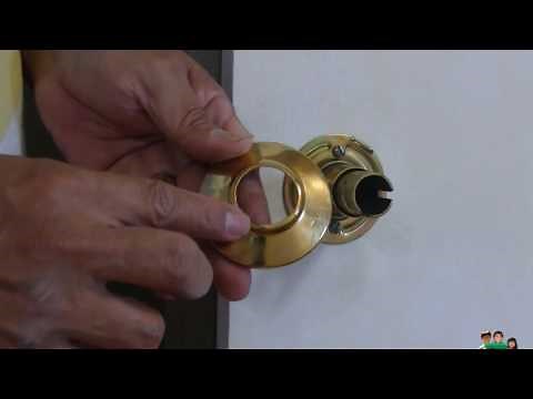 How to install an old door knob