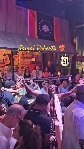 Jamal Roberts Sings “I Prayed for You” ❤️‍🔥 Crowd Surprised by His Vocals!