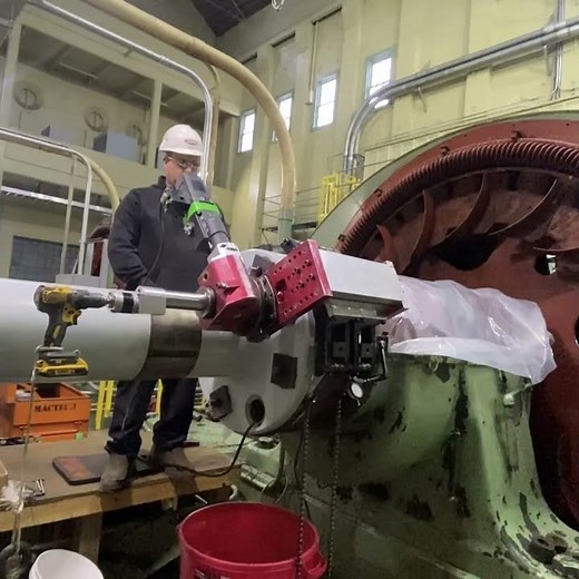 A Coupling Boring Bar Project, Performed By A Couple of Boring Bar Techs