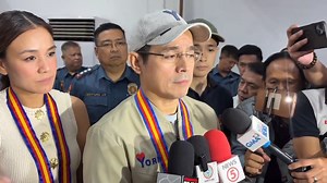 WATCH: Manila Mayor Francisco “Isko Moreno” Domagoso directed the Manila Police District to pursue and arrest those responsible for a series of crimes that occurred along Mel Lopez Boulevard (Road 10) in Tondo, Manila. | via Jessie Cruzat, ABS-CBN News | ABS-CBN News