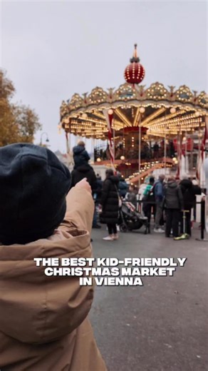 Vienna with kids | Tips, fun and activities on Instagram: "📍 Rathausplatz (Vienna Christmas Dream / Christkindlmarkt) 📅 14 Nov – 26 Dec There are many things to do for kids 🧡 * Ice skating is €10.50/€9.50 online * There’s a 5 € deposit for mugs, refunded when you return them."