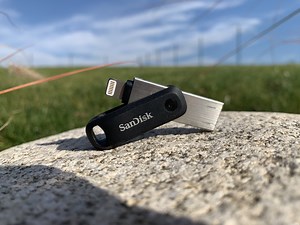Recenze iXpand flash drive Go: rozšiřte si místo v iPhone snadno a rychle