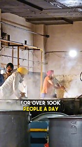 We go INSIDE the WORLD'S LARGEST Community Kitchen! Credits @living_the_jo_life Source - Instagram | We Are Sikhs