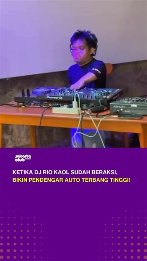 JAKARTA CLUB MALAM on Instagram: "AUTO TERBANG TINGGI DER ✈️✈️ Cr : @rio_kaol #jakartaclubmalam"