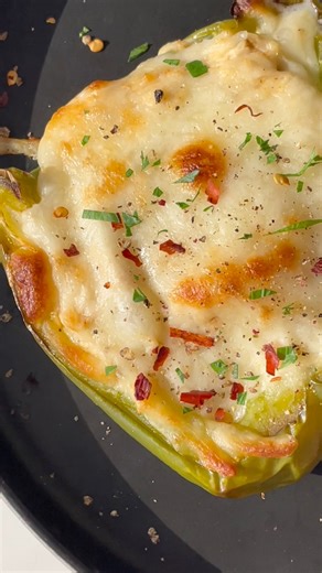 Chicken Alfredo Stuffed Bell Peppers by The Daily Kale✨ | The Daily Kale