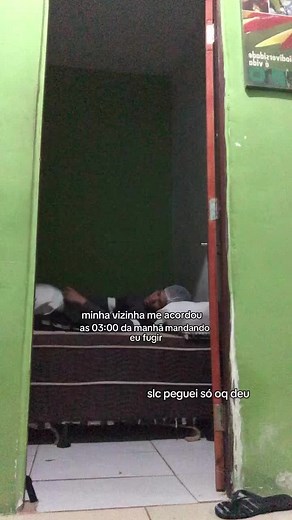 Mulher Que Grava Vídeo No Carro