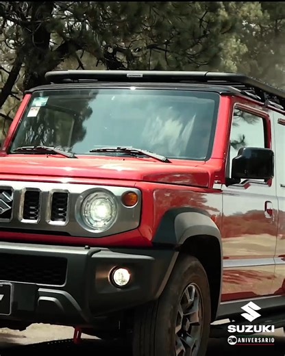 Adáptate al camino y conquista cualquier destino con JIMNY 5- DOOR 🚙🔥 Su sistema de tracción con caja reductora, te brindan el control y la potencia para cualquier aventura Off-Road 💪 Cotiza el tuyo aquí ➡︎ http://www.jimny5.com.mx . . #JIMNY5door #Ma5Grande #5door #SUZUKIMéxico #SUZUKILovers #Suzuki20AñosMX #CelebrandoConSuzuki #20AñosDeConfianza #Suzuki20AñosYContando | SUZUKI México