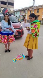 Huancaina y Huánuqueña Bailando en la plaza de ingenio #danza #bilando #musicaenvivo | Lucia condezo