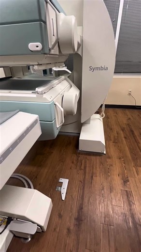 Benefits of being a full-time rad tech: ✅$7,500 sign-on bonus or student loan repayment plan for full-time roles ✅No on call ✅Free imaging ✅Generous PTO Visit our careers page to see if we’re the right fit for you! radnet.com/borg-and-ide/careers. #RadiologicTechnologist #Radiology #Techs