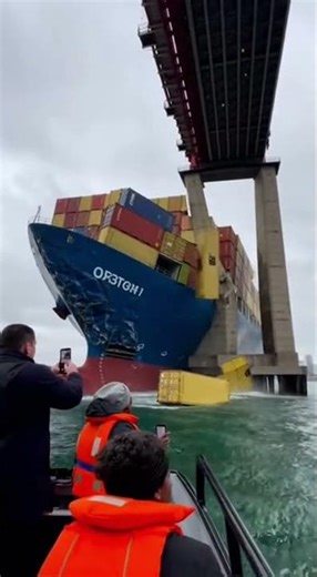 Shocking Moment Container Ship Collides with Bridge Pillar!