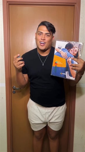 Handson Silva on Instagram: "Obrigado @eduardagutierrez é @carlinhos conseguir minha primeira casa própria , com muita dedicação e luta e a esse projeto incrível , mãe eu conseguir eu apresento pra vocês meu novo lar 😭🙏🥹"