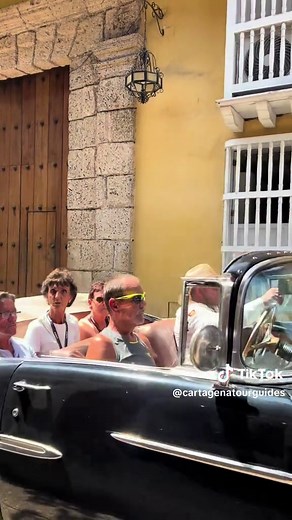 Classic Car Tours in Cartagena de Indias