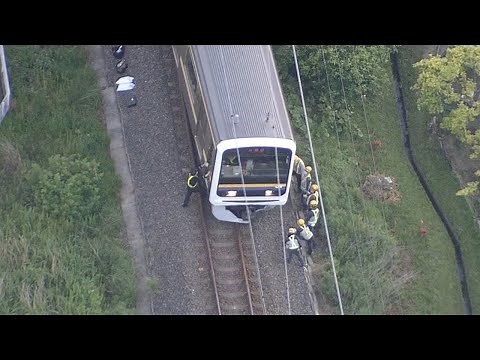 JR外房線で列車が脱線