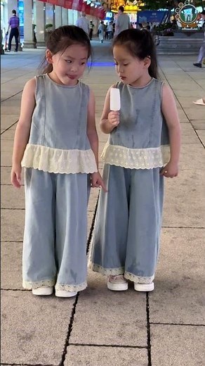 When it comes to ice cream, my sister's pupils turn into little scoops! #funny #twinmoments #cute