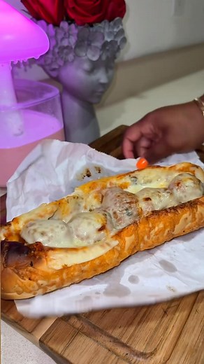 Jas Robertson on Instagram: "Homemade Meatball Subs 🔥 I’ve been craving a subway meatball sub for the longest and I wanted more than 3 meatballs so I decided to make it at home instead 😩 and the meatballs were DELICIOUS definitely will be making my own from now on 😌 Meatballs Recipe ⬇️ 1/4 cup milk 2 eggs Italian parsley 1/2 cup Italian breadcrumbs 1/2 diced onion 1/2 cup Parmesan cheese (grated) but I used shredded still came out fines Add everything above to a bowl and make sure you beat yo