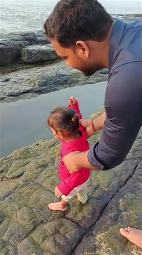 Cute baby funny video #viralvideo #youtubeshorts #shorts (2)