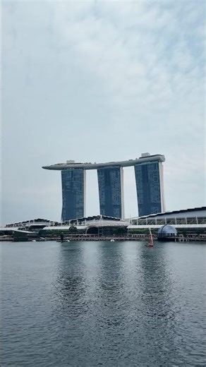 🇸🇬🔥 Singapore City Iconic Marina Bay Waterfront #singapore #cityscape #cityskylines