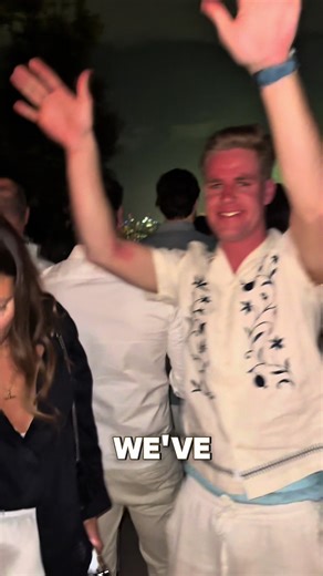 Start of the Aussie adventure 🦘 ☀️ Headed down under to test the market for hemp on the beaches of Bondi, Byron and wherever else I come across. Time to get out of the comfort zone and keep exploring, pushing, and seeing what’s possible both personally and professionally. Will be setting up an Aussie website, creating organic content, running ads, going live and standing at pop ups and markets selling. During the day I’ll also be trying to build out a wholesale side to the business by getting r