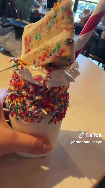 Exploring Toothsome Chocolate Emporium Milkshake