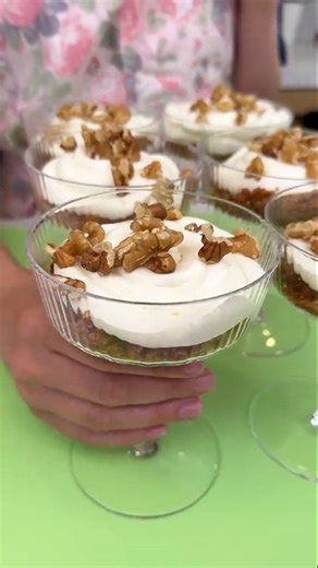 Easy Easter dessert that looks way more impressive
