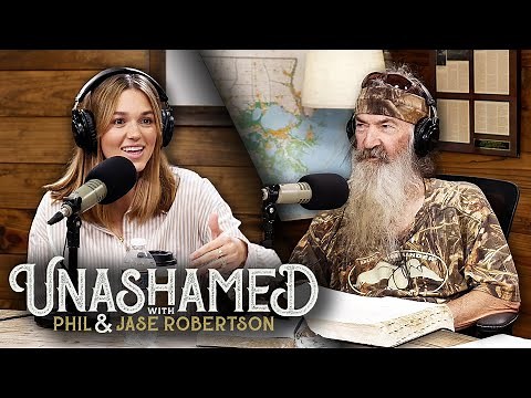 Sadie Robertson Huff Makes Her ‘Unashamed’ Debut & Relives the Chaotic ‘Duck Dynasty’ Days | Ep 780
