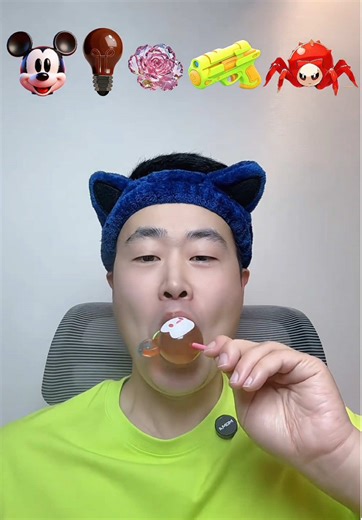 你们要的蓝色系来啦～#沉浸式吃零食 #解压 #吃货＃咀嚼声 #极度舒适