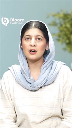 China’s New Residence Permit for Foreign Professionals | Shanghai Talent Visa 2025 Shanghai has launched a new Residence Permit for Overseas Talent (2025–2030), replacing the old “Residence Permit B.” This program targets foreign professionals, overseas Chinese, and Hong Kong/Macau/Taiwan residents, offering digital, long-term residence options with simplified online applications. Read More: https://bloompakistan.com/shanghai-launches-new-residence-permit-to-attract-global-talent/ #shanghaivisa 