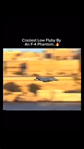 F4 Phantom Shocks Viewers With A Crazy Low Level Fast Flyby #fastflyby #f4 #f4phantom | CA Aviation