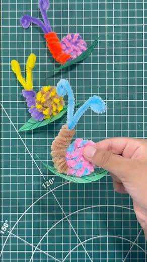 How to Make a Cute Snail 🧵🐌 #pipecleanercrafts #animalcrafts
