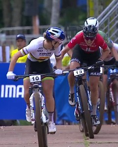 Round 1 XCC ✅ Round 2 XCC ✅ Most successful Elite woman in XCC ✅ The World Champion Evie Richards has done it again in Araxá at the WHOOP UCI Mountainbike World Series 👑 | WHOOP UCI Mountain Bike World Series