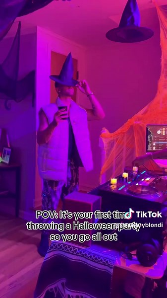 #halloween #halloweenparty #halloweenpartyideas #halloweenpartyinspo #halloweenpartydecor