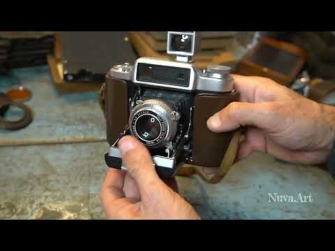 Fujica super 6 - 6x6 medium format folding camera overview and film loading