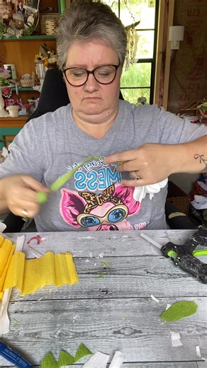 4.5K views · 98 reactions | Crepe paper flower tutorial | Susie’s Simply Handmade | Facebook