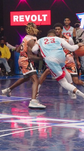 That fadeaway was insane 🔥 | The Crew League