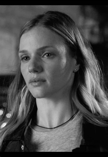 Engaging Rookie Fanfic Featuring Alice