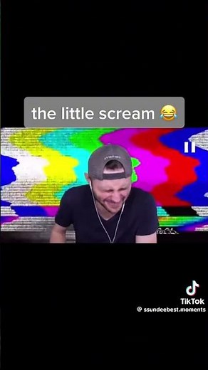 Ssundee does try not to laugh🤣😭 #ssundee #funny #viral #trynottolaughchallenge