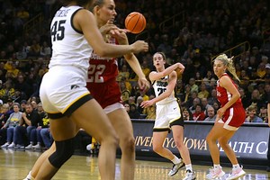Quick Hits: Caitlin Clark's three-point barrage puts away Nebraska