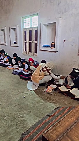 laugh.bombs (@laugh.bombs)’s videos with original sound - laugh.bombs