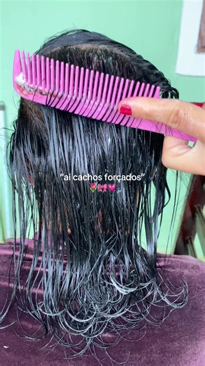 Finalizando Cachos Lisos: Dicas e Tutorial