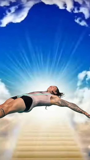 @lostnloaded.yt | When you try to impress the girls at the pool 😎 #fail #funny #bodyslam | Instagram