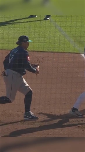 Josh Naylor with another clutch play to end the inning! 💪 | MLB