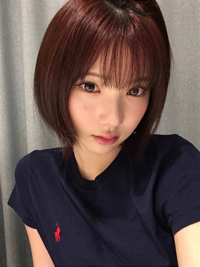 Creating or Stealing Fancams in K-Pop Culture