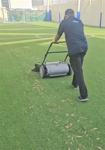WALK BEHIND FLOOR SWEEPER MACHINE MANUAL - ELEREIN